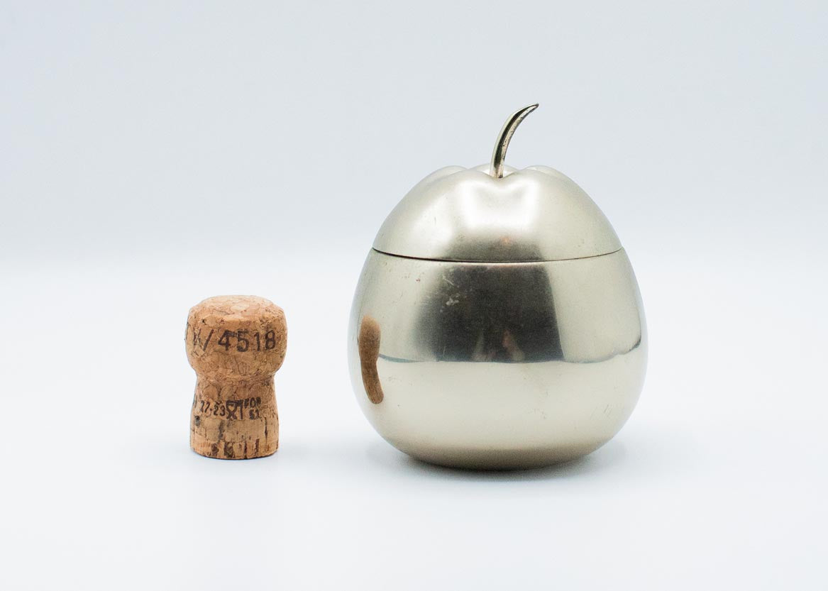 Apfel aus Messing 1970er
