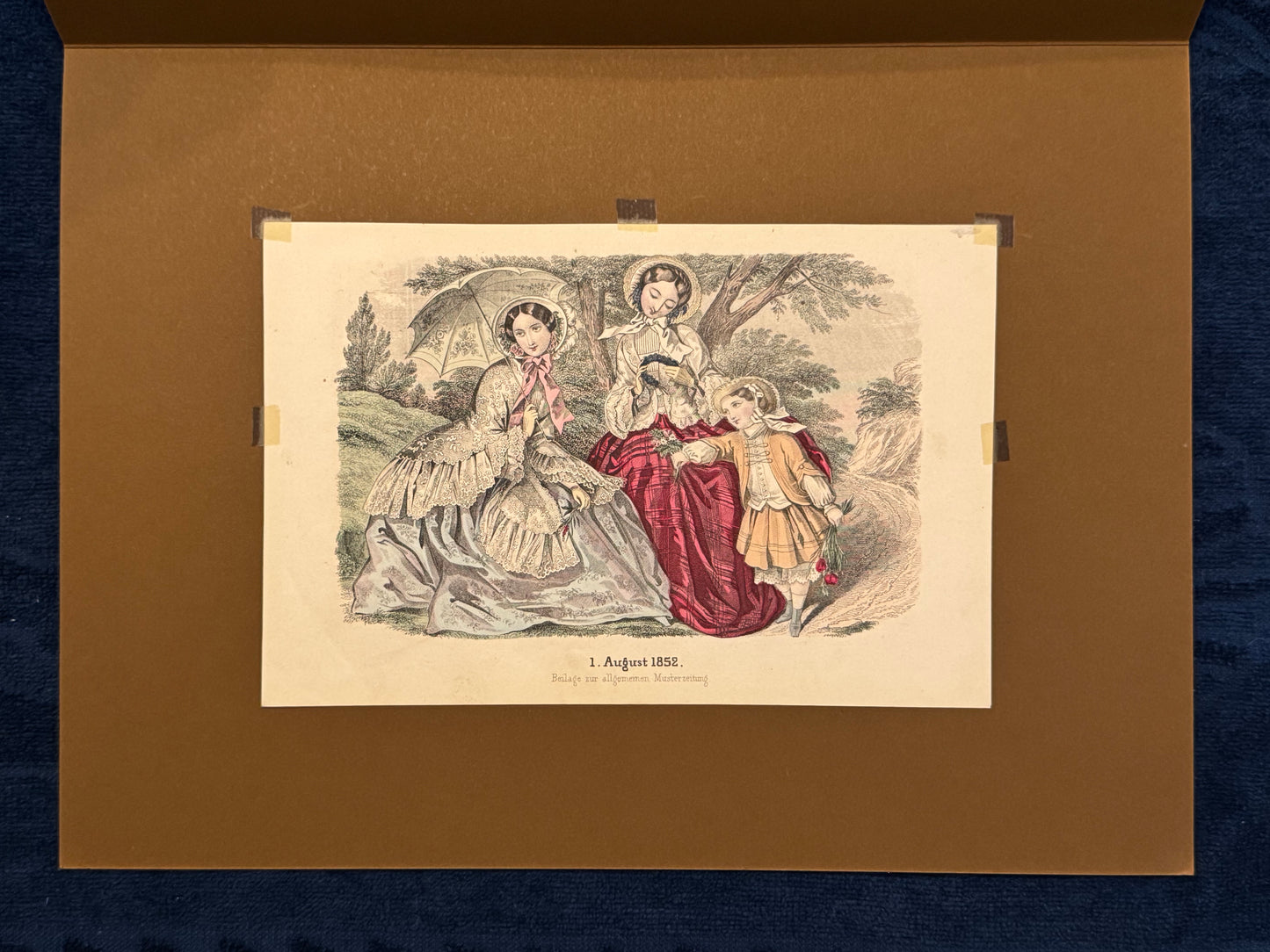 Original Mode Lithografie 1852 Damen & Kind | Familienszene mit Passepartout