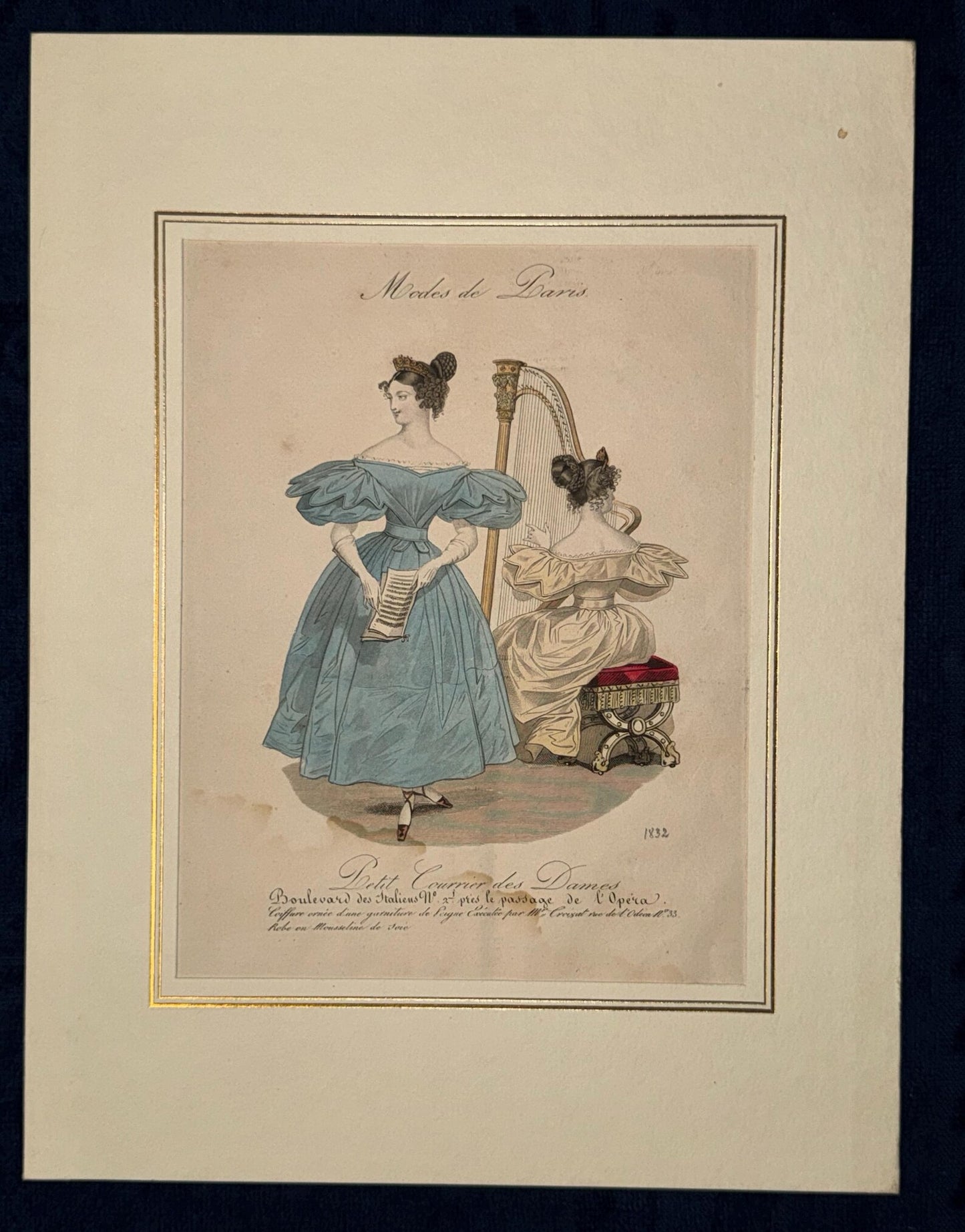 Original Modes de Paris Lithografie 1832 | Damenmode mit Harfe