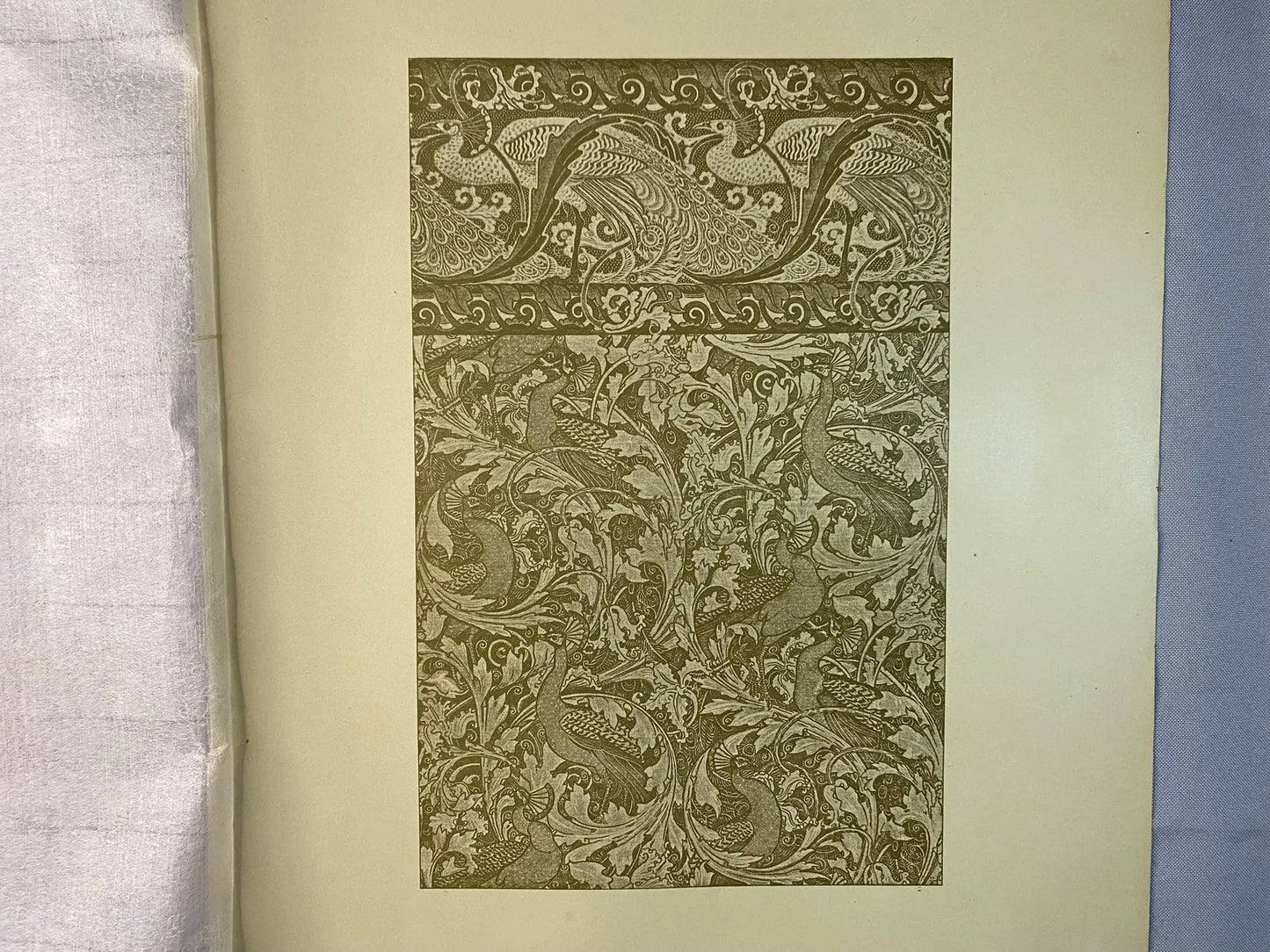 Original Jugendstil Druck Dekor mit Pfauen 1900 | Ornamentale Art Nouveau Kunst