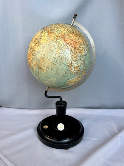 Rothaugs Wiener Schul-Globus 1910