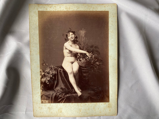 Weiblicher Akt Aktfoto 1905